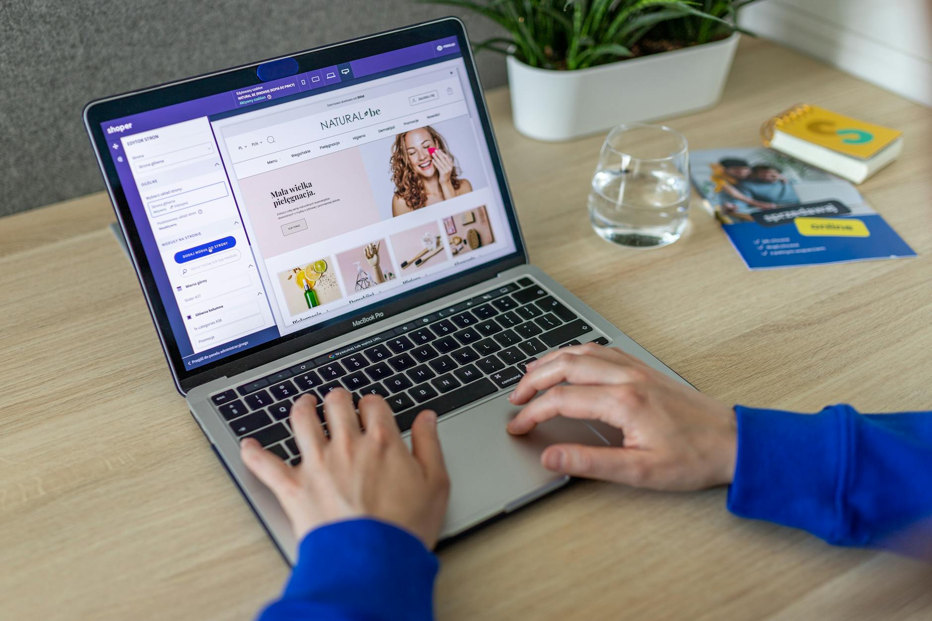 Ondernemer in Veenendaal werkt aan online marketing strategie